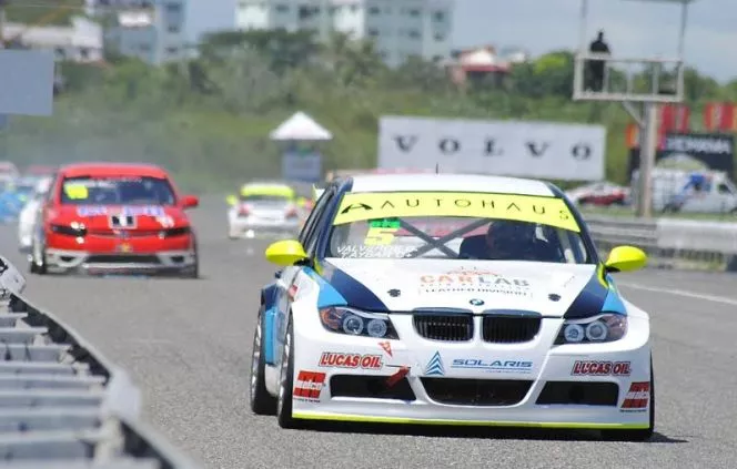 ‘Tonino’ y ‘Milo’ van por todo en el Gran Premio Toyota