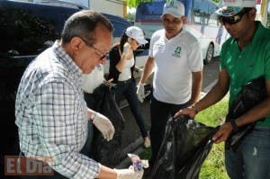 Agricultura dirige jornada de eliminación de criaderos de mosquitos en La Vega