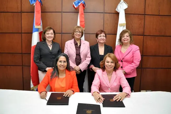 Ministra de Trabajo destaca rol de mujeres en el crecimiento de economía dominicana