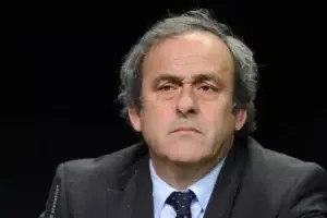 Platini dimitirá como presidente de la UEFA en el próximo congreso