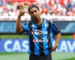 Ronaldinho cree que es “cosa de tiempo” para volver el ‘jogo bonito’ a Brasil