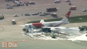 Un avión que partía a Venezuela se incendia en aeropuerto de Fort Lauderdale