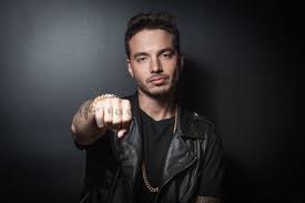 El cantante colombiano J Balvin se siente “bendecido” por sus logros en EE. UU