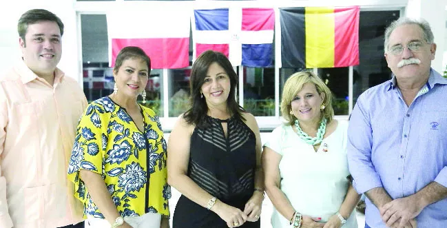 02/11/2015 ELDIA_LUNES_021115_ Sociales29