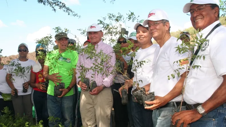 La Famosa y la reforestación