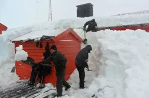 Primera nevada fuerte afecta zonas del centro Norte de Estados Unidos