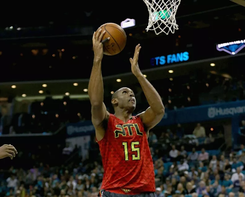 Horford guía triunfo Hawks ante Hornets