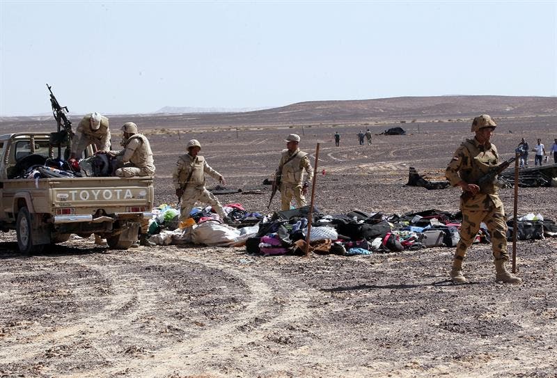 Repatrían de Egipto 126 cadáveres de turistas rusos muertos en tragedia aérea