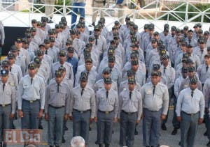 Policía tiene más de mil coroneles