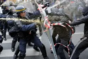 Cumbre cambio climático genera protestas en el mundo