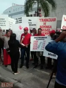 Coca Cola califica «irrazonables» las demandas que exigen trabajadores de nuevo pacto colectivo