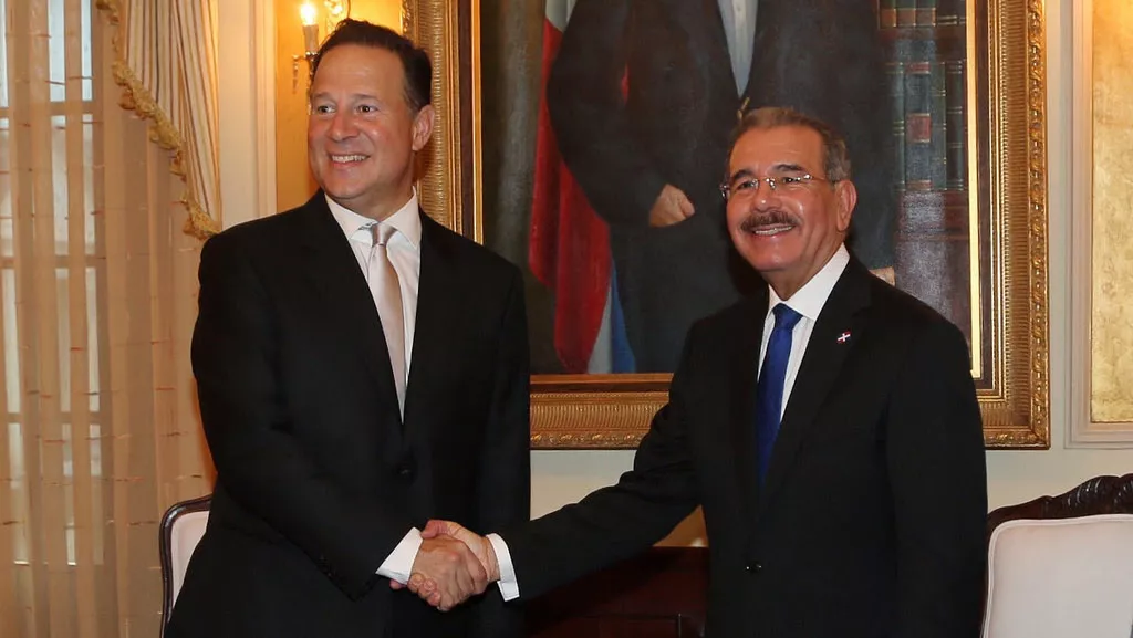 Danilo Medina se reúne en privado con presidente de Panamá