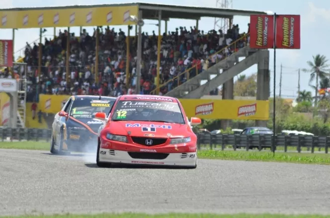 Gran Premio Yokohama de automovilismo viene repleto de mociones y adrenalina