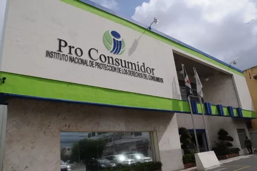 Pro Consumidor advierte a comerciantes abstenerse utilizar “hasta agotar existencia” en Black Friday