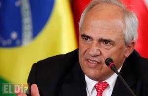 Samper dice que Venezuela no logra encarar de fondo su crisis económica