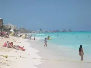 Turismo en Cuba aumenta un 18% en 2015