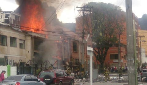 Una explosión en una fábrica de Bogotá deja 18 heridos