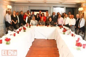 Scotiabank celebra encuentro con cronistas deportivos