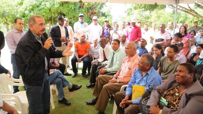 Presidente Medina dispone reducir tasa de interés para productores agropecuarios