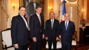 Presidente Danilo Medina recibe a director regional del Citigroup