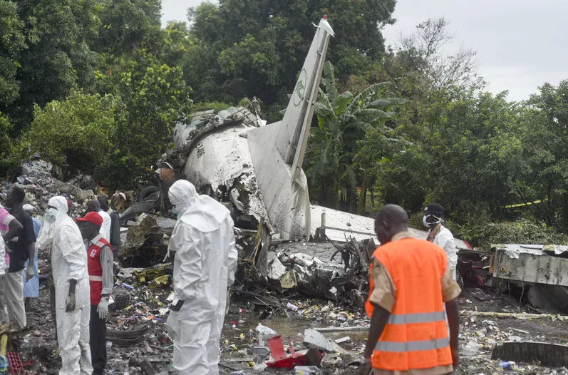 Al menos 40 muertos al estrellarse un avión de carga en Sudán del Sur