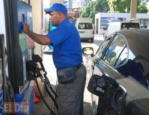 Aumentan al gasoil  RD$2.70; congelan el resto de los combustibles