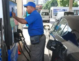 Aumentan al gasoil  RD$2.70; congelan el resto de los combustibles