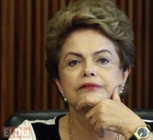 Jefe de Diputados dice que Rousseff admite error que puede costarle el cargo