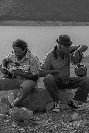 Banda presentará vídeo en Cinema  Café