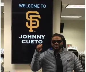 Johnny Cueto hace favorito a  Gigantes en el Oeste