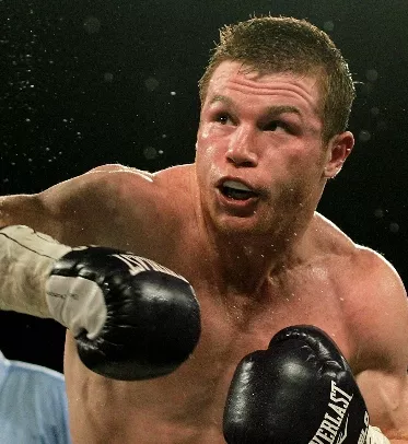 ‘Canelo’ logra premio al ‘ boxeador de mes’