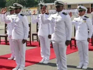 Danilo Medina encabeza graduación de guardiamarinas