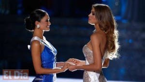 Miss Universo 2015 le dedica mensaje a Miss Colombia