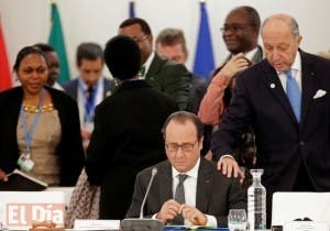 París promete 2.000 millones de euros para fomentar las renovables en África