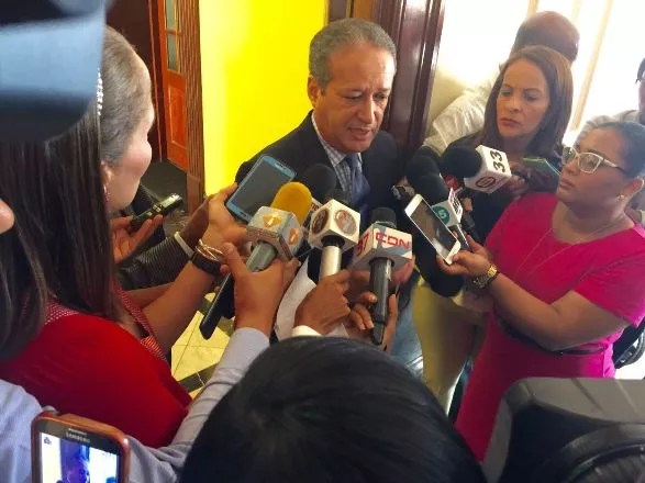 Reinaldo dice sectores internos del PLD quieren conspirar contra victoria de Danilo Medina