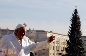 El papa Francisco cumple 79 años, entre críticas y elogios