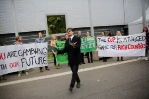 Francia refuerza la prohibición de manifestarse en torno a la cumbre COP21