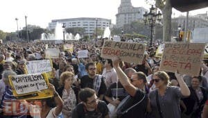 Los electores españoles se movilizan para poner fin al bipartidismo