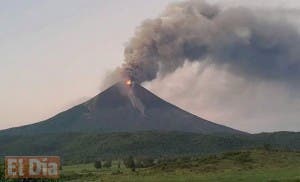 El volcán nicaragüense Momotombo entra en erupción después de 110 años