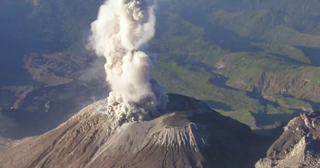 El volcán Masaya de Nicaragua registra “pequeñas explosiones