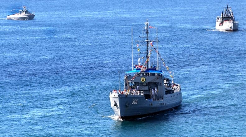 Armada Dominicana busca embarcación con dos personas abordo en costa de Samaná