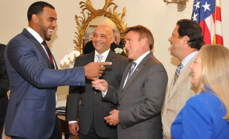 Nelson Cruz inicia hoy plan caritativo y deportivo en su pueblo natal