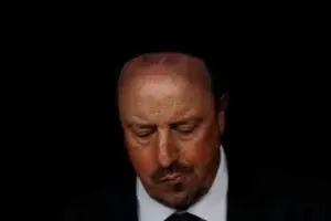 Real Madrid despide a Rafa Benítez; lo reemplaza con Zidane