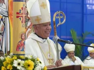 Obispo de RD truena en plena catedral de Nueva York