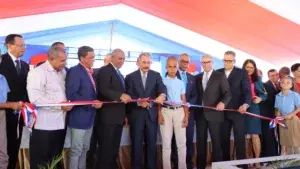 Gobierno entrega 2 escuelas y una estancia infantil en Monseñor Nouel