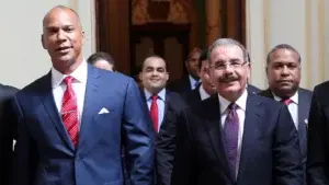 Danilo Medina felicita a Leones del Escogido, campeones del béisbol dominicano