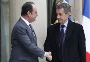 Sarkozy apoyará a Hollande para retirar la nacionalidad a los terroristas