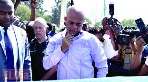 Martelly se despide en Haití sin  sucesor