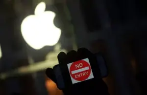 Apple rechaza orden judicial desbloquear iPhone de atacante