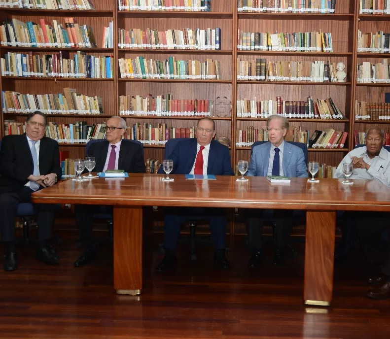 25_Nacionales_25_1,p01 25_Nacionales_25_1,p01